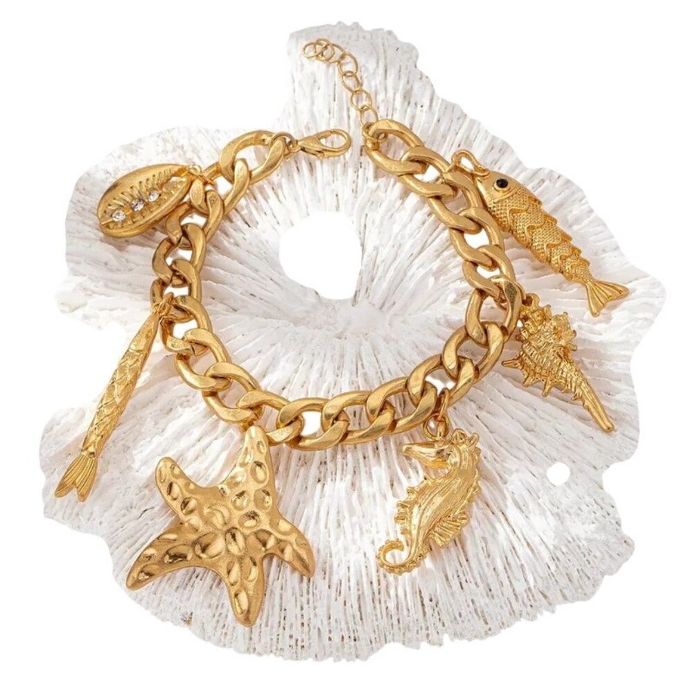 Beach Sea Vacay Starfish Sea Shell Gold Tone Charm Bracelet 7 Inch New